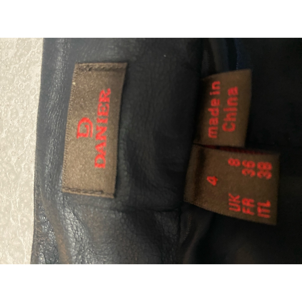 Women's Danier Genuine Leather Skirt Size 4 Black - Picture 4 of 7